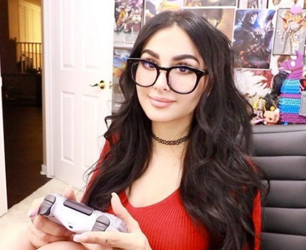 Sssniperwolf vore